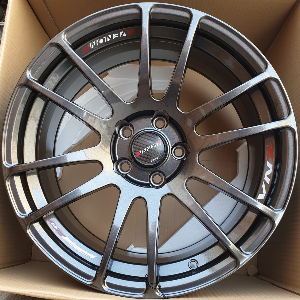 Lenso Venom-2 Low 18X11 5X114.3 Hyper Dark