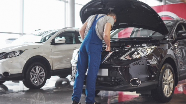 Top 5 Signs Your Car Needs An Oil Change Immediately In UAE