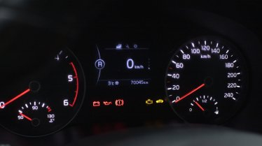 Dashboard Alerts Decoded: A Guide to Common Mechanical Issues in Cars