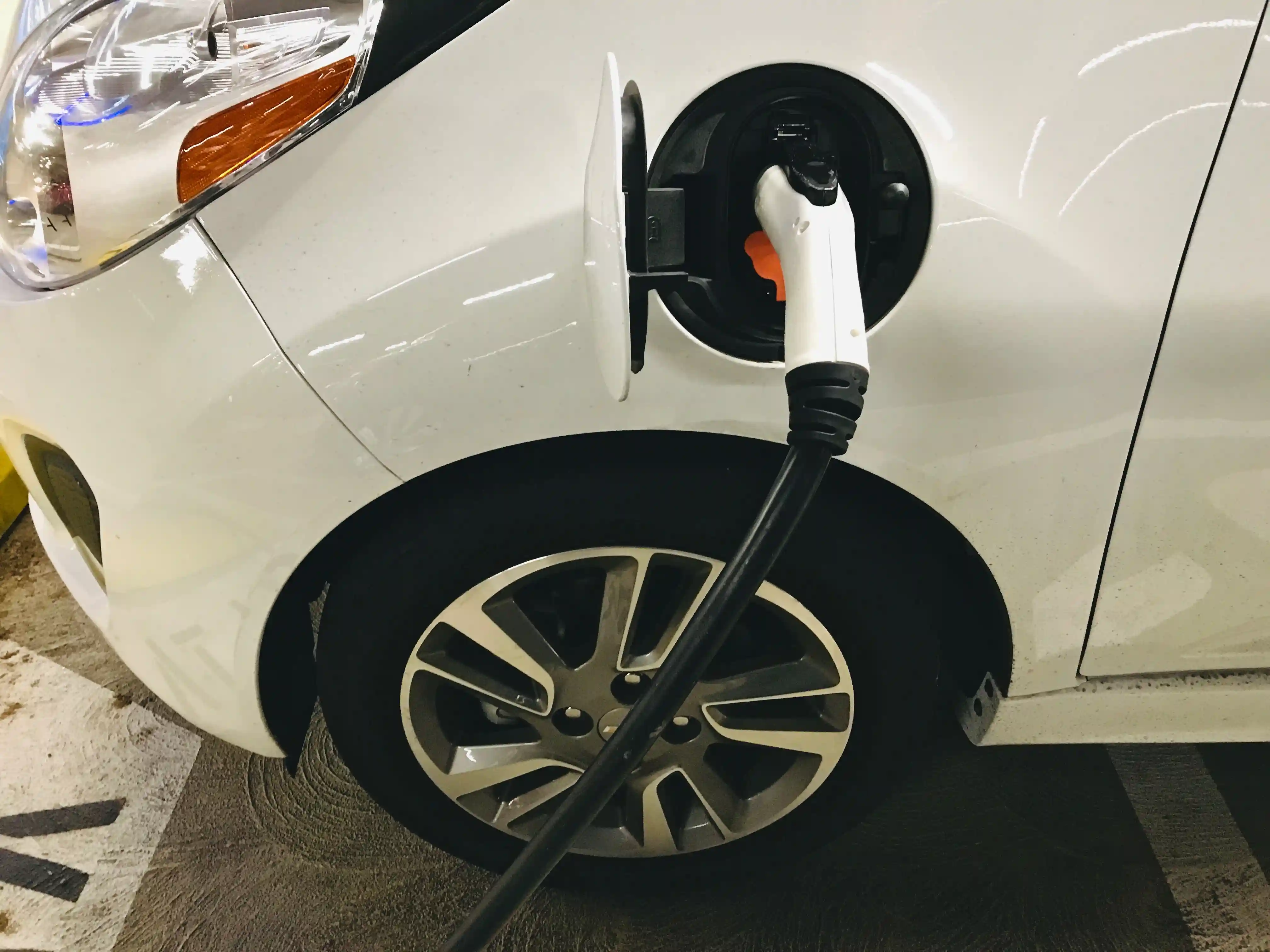 Why Every Electric Vehicle Needs a Different Kind of Tyre?